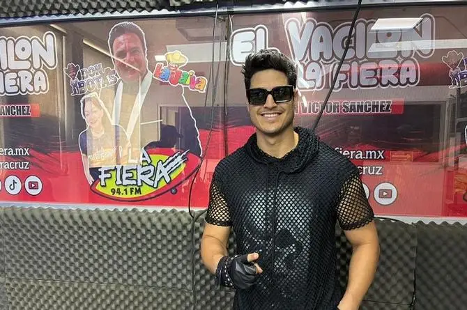 Jensen Ríos ruge en LA FIERA al visitar 'El Vacilón' 